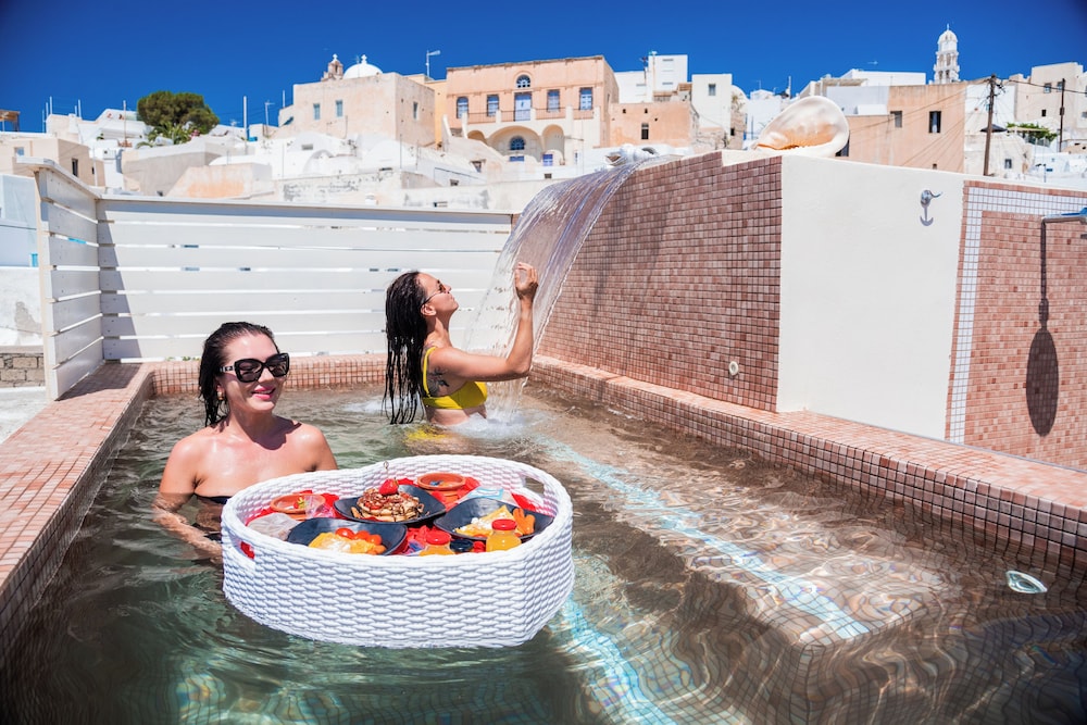 Luxury Villas Hariton