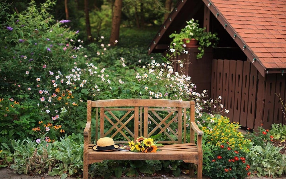 Swiss Woods B&B Inn