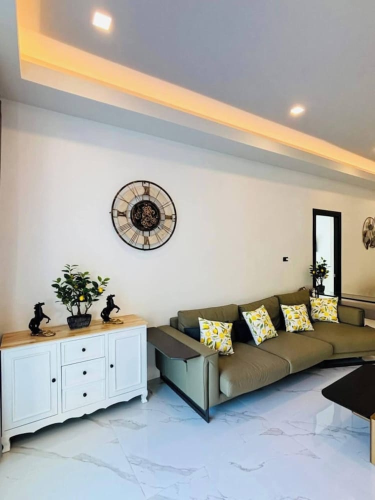 Baan Suan Pool Valley Villa