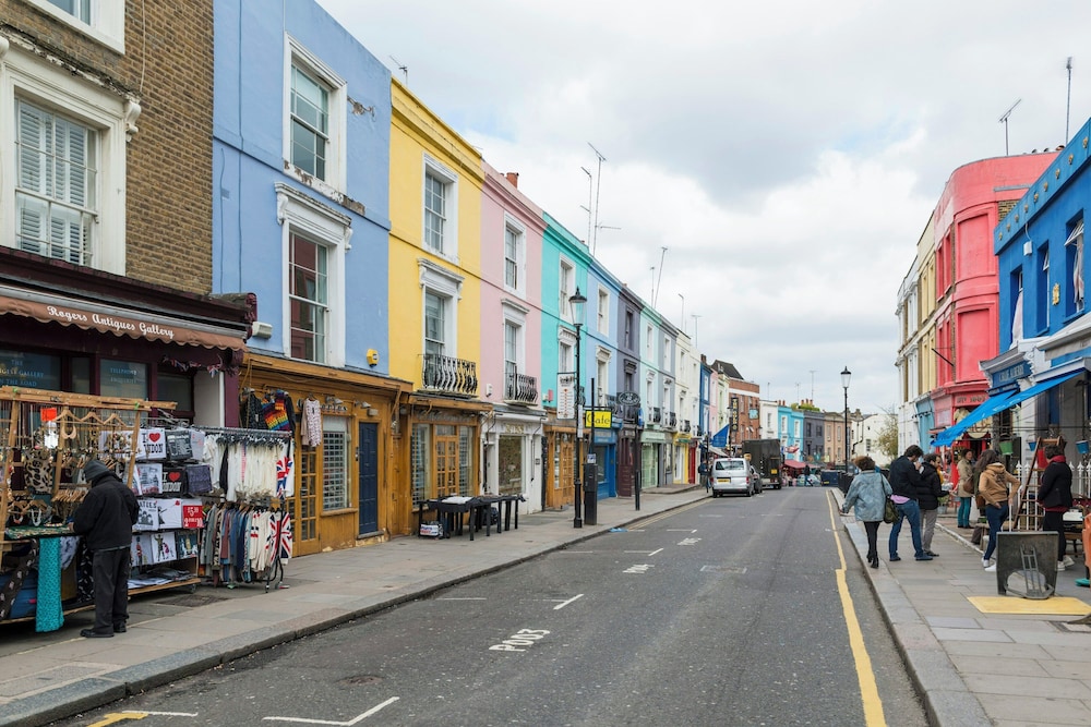 Talbot Road VI by Onefinestay