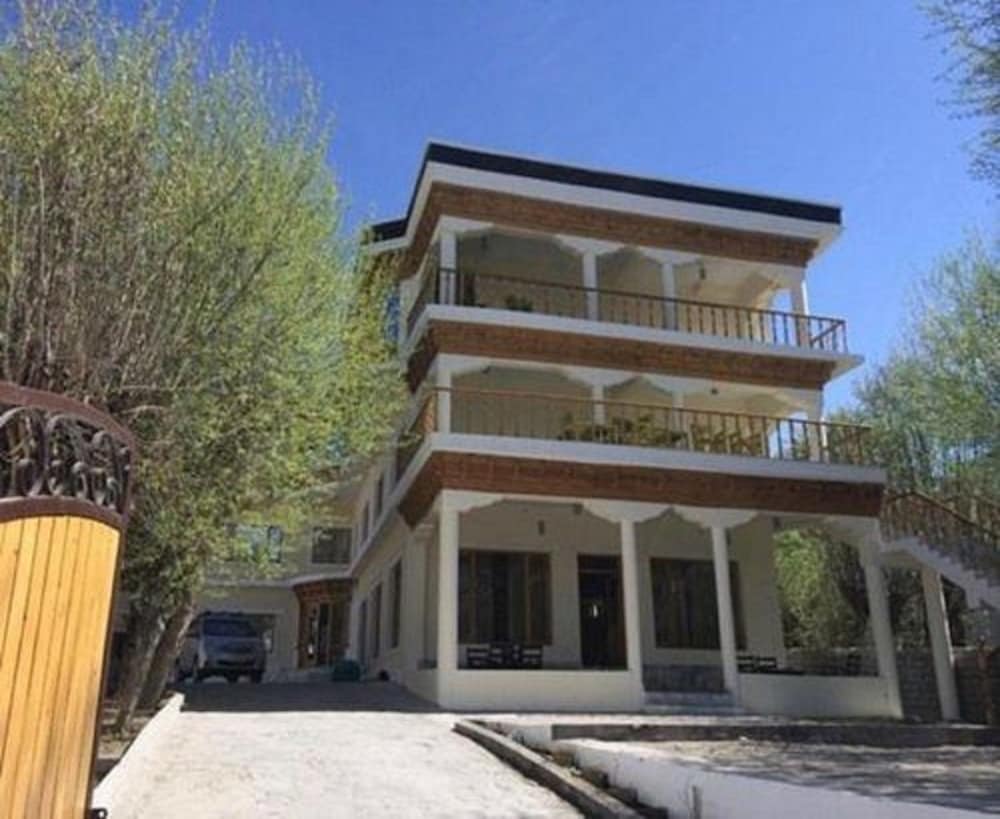 Karakoram Hotel
