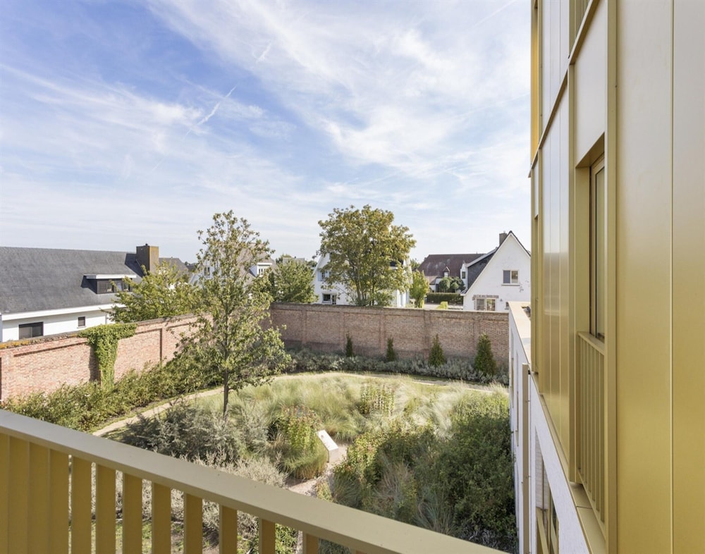Flat in Belgium Near Sea Dyke & Town Center