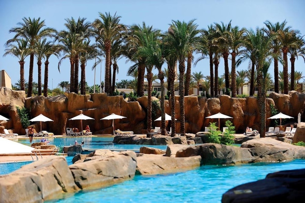 SENTIDO Reef Oasis Aqua Park Resort