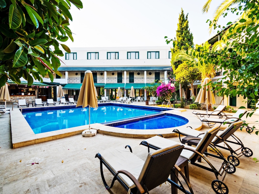 Hotel Bleu Nuit Bodrum becomes Bleu Nuit Otel Bodrum. - Image 100