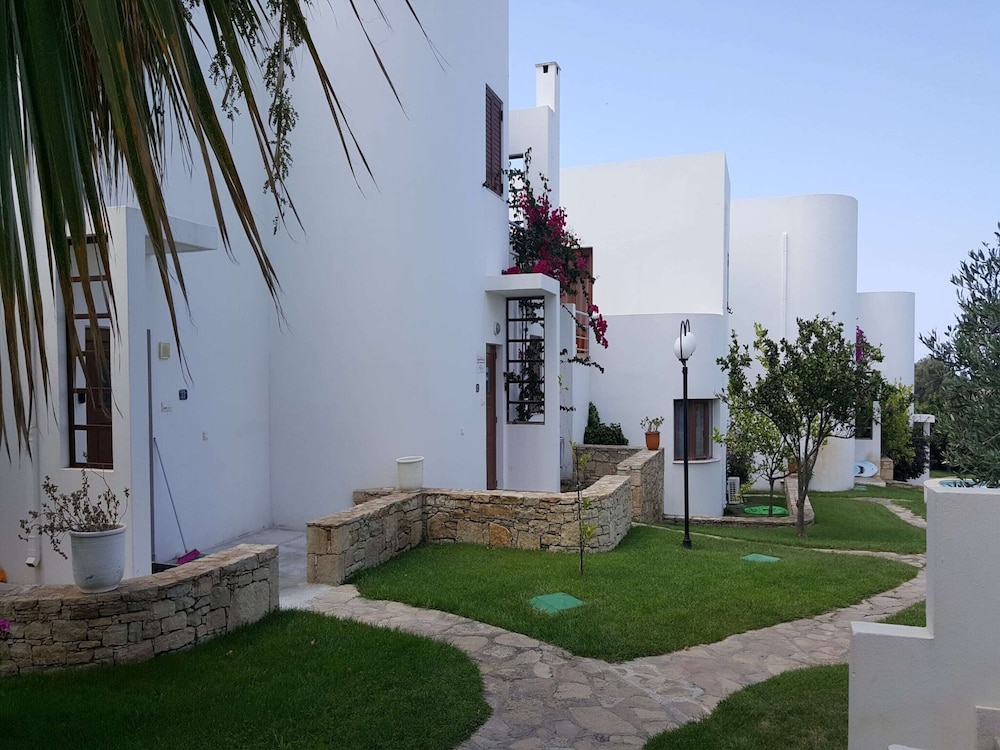Splendid Holiday Home With Swimming Pool view 5