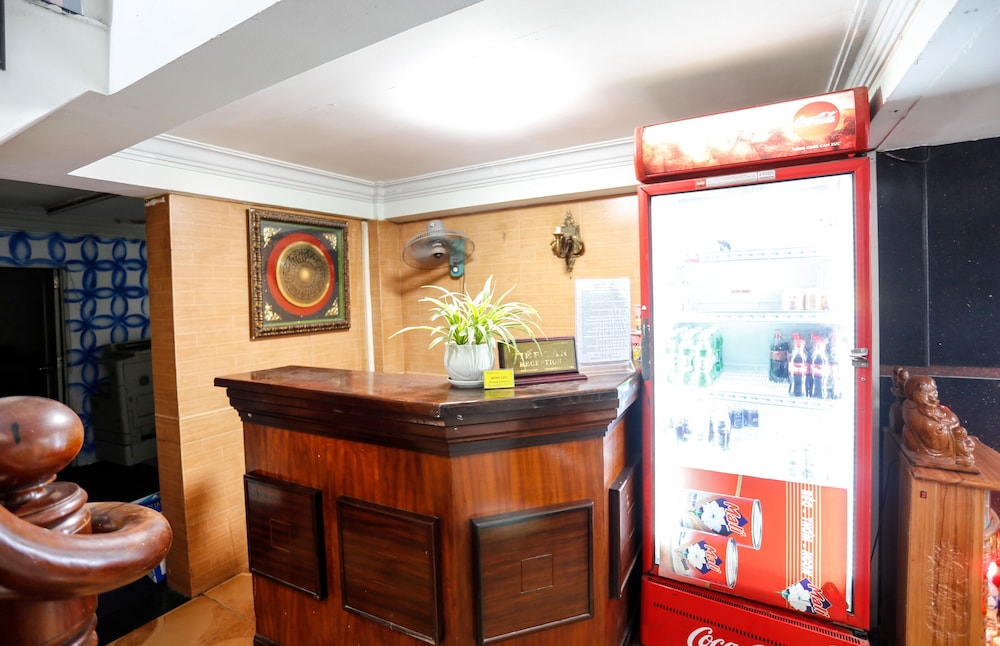 OYO 1140 Hong Luc Hotel