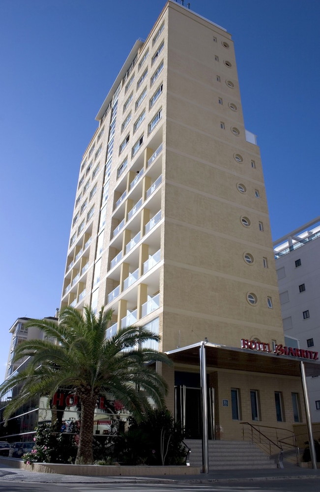 Hotel Biarritz - Image 1