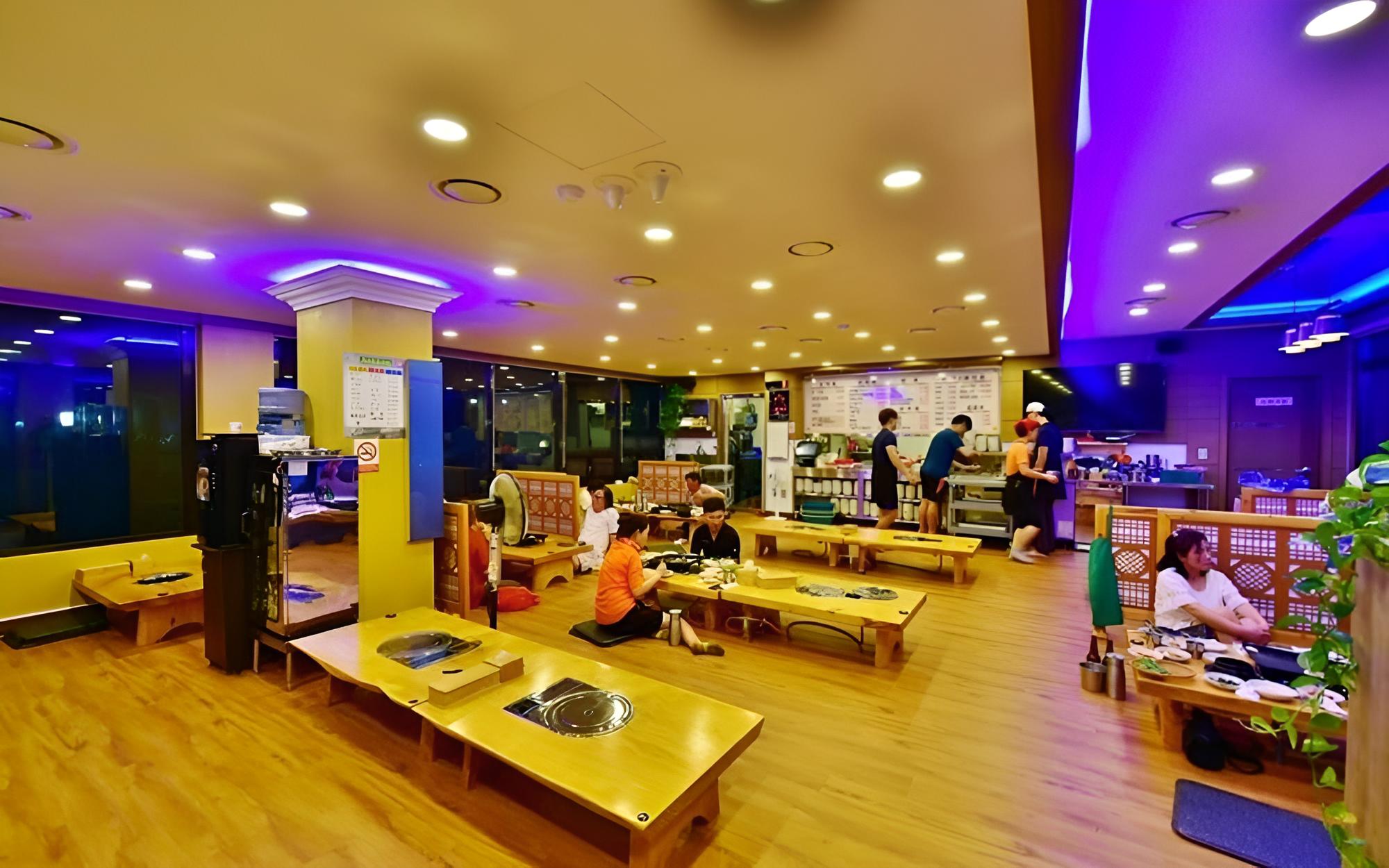 Gyeryongsan Donghaksa Toranga Pension view 2