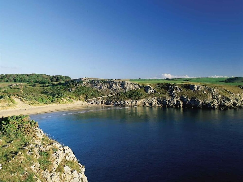 Pembroke Vacations - Portclew House - Property Image 3