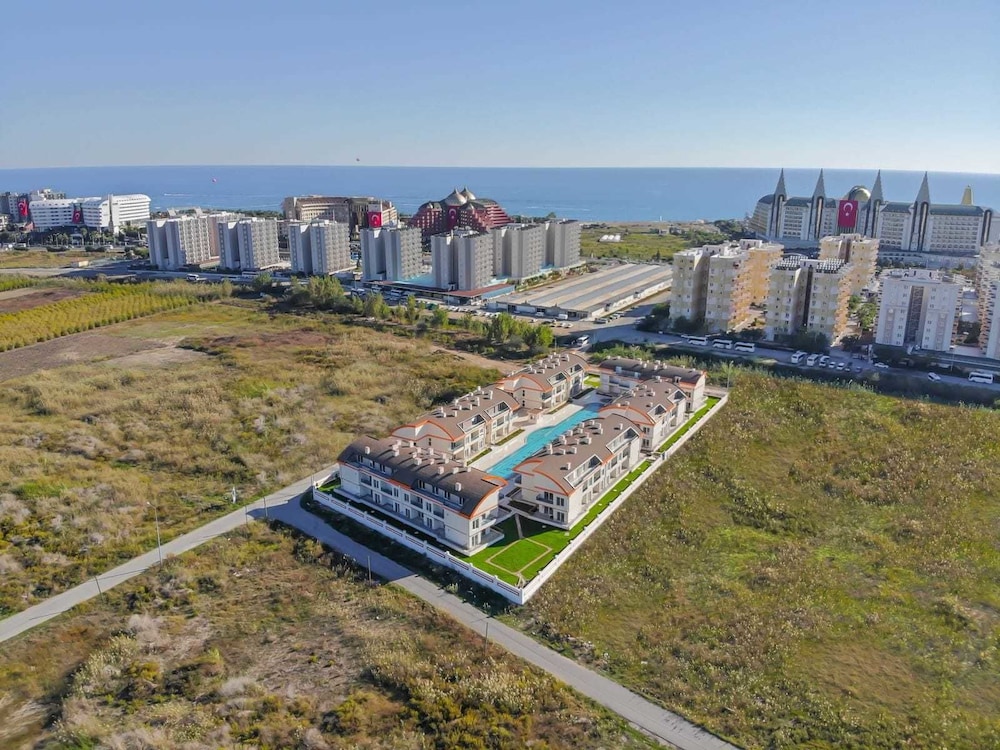 Esila Park Lara Kundu