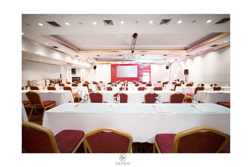 Ege Palas İş Oteli - Image 29