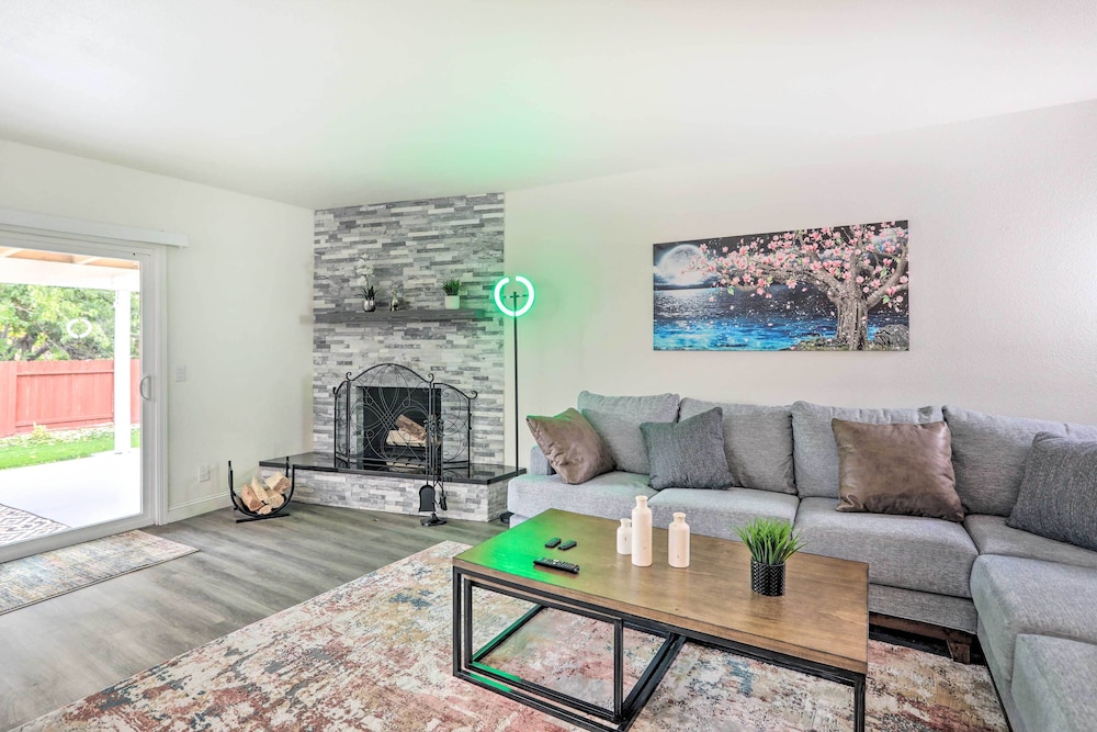 Reno Vacations - Sleek Family Retreat: 4 Mi to Downtown Reno! - Property Image 27