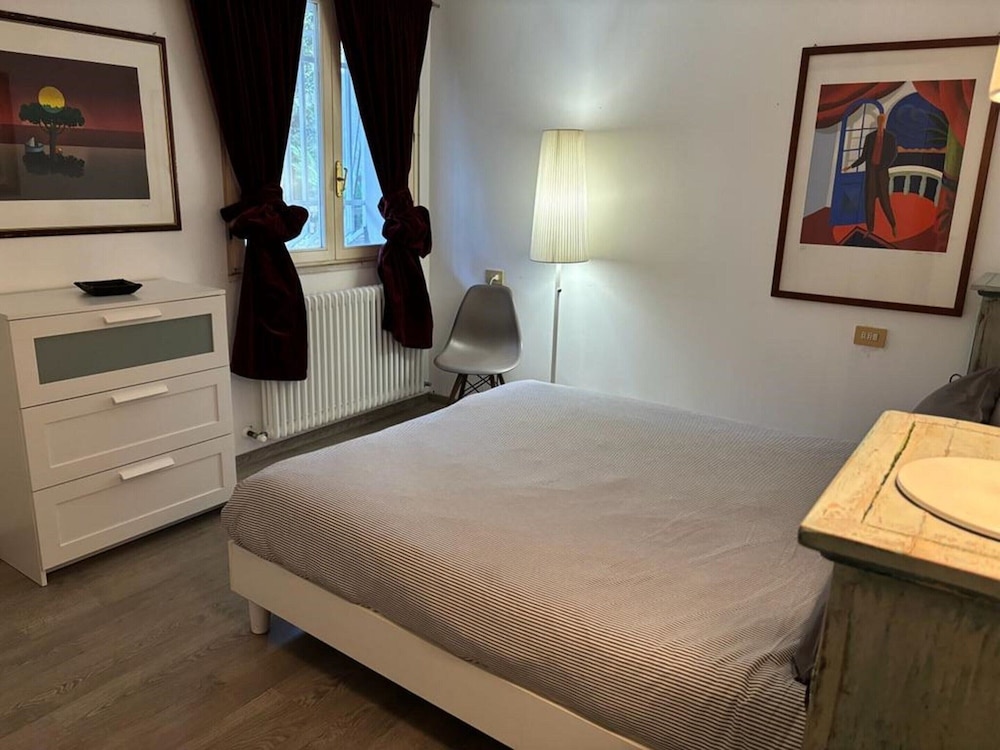 Beautiful Apartment Near Riviera view 5