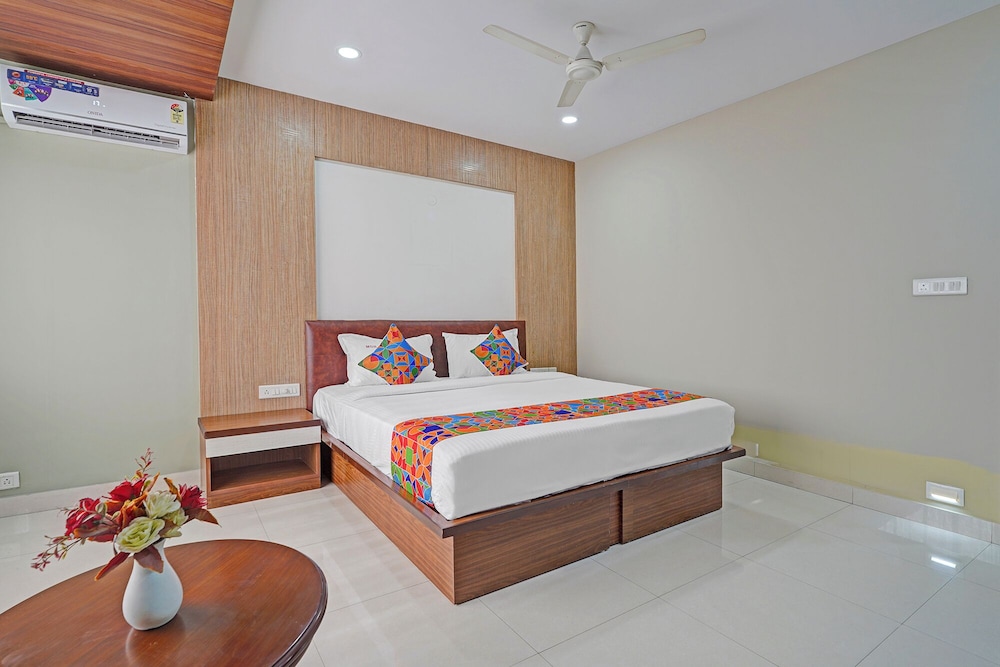 Fabhotel Mysore Gate