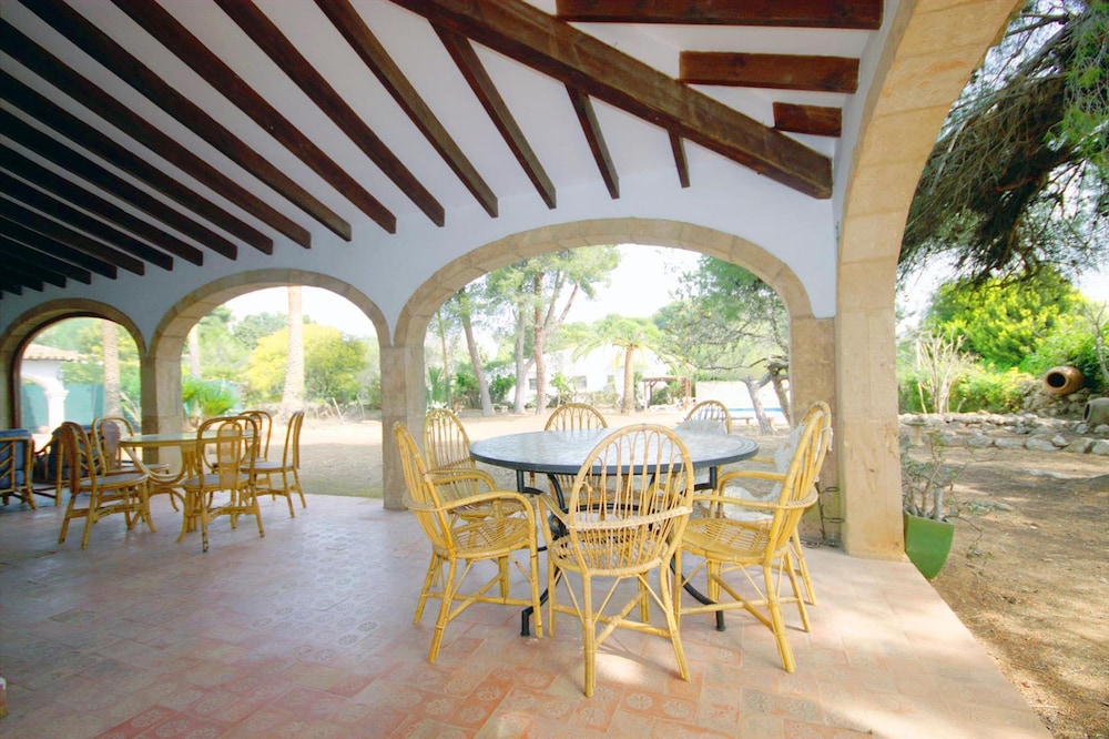 Rosal in El Tosalet With 5 Bedrooms and 3 Bathrooms view 2