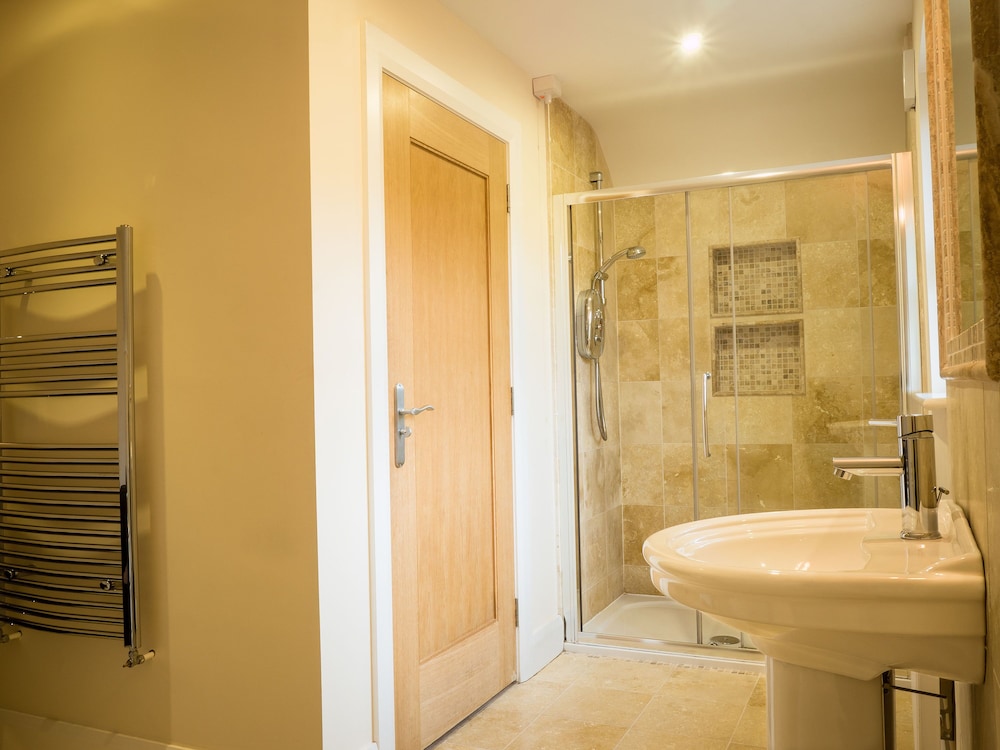 The Apartment at Mullans Bay view 3