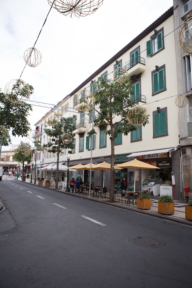 Hotel The Marketplace Apartments - Image 1