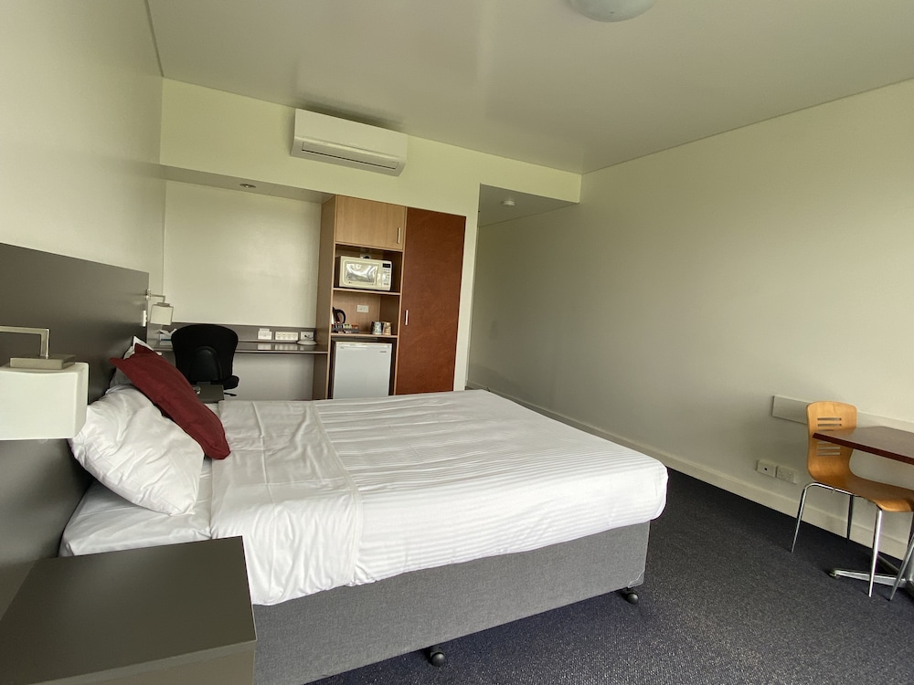 Country Roads Motor Inn Dysart