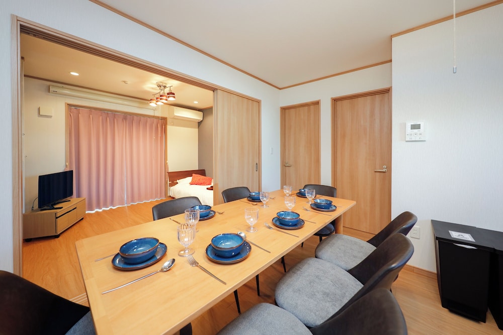Domire Setagaya by Tranova