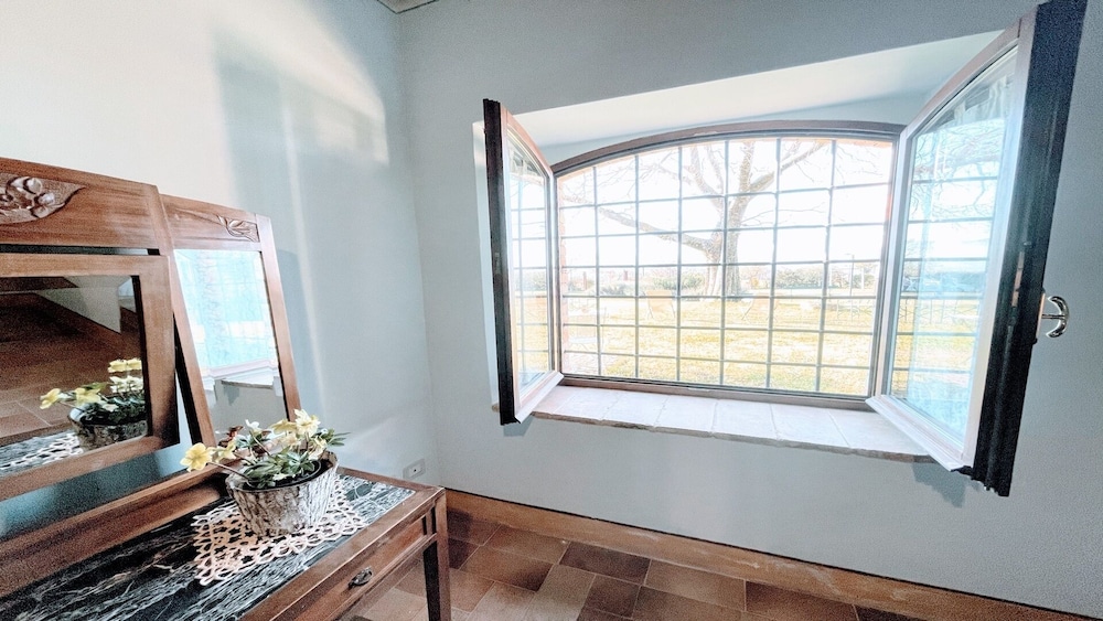 Open Pool Villa in Italy - Spoleto Umbria - Property Image 2