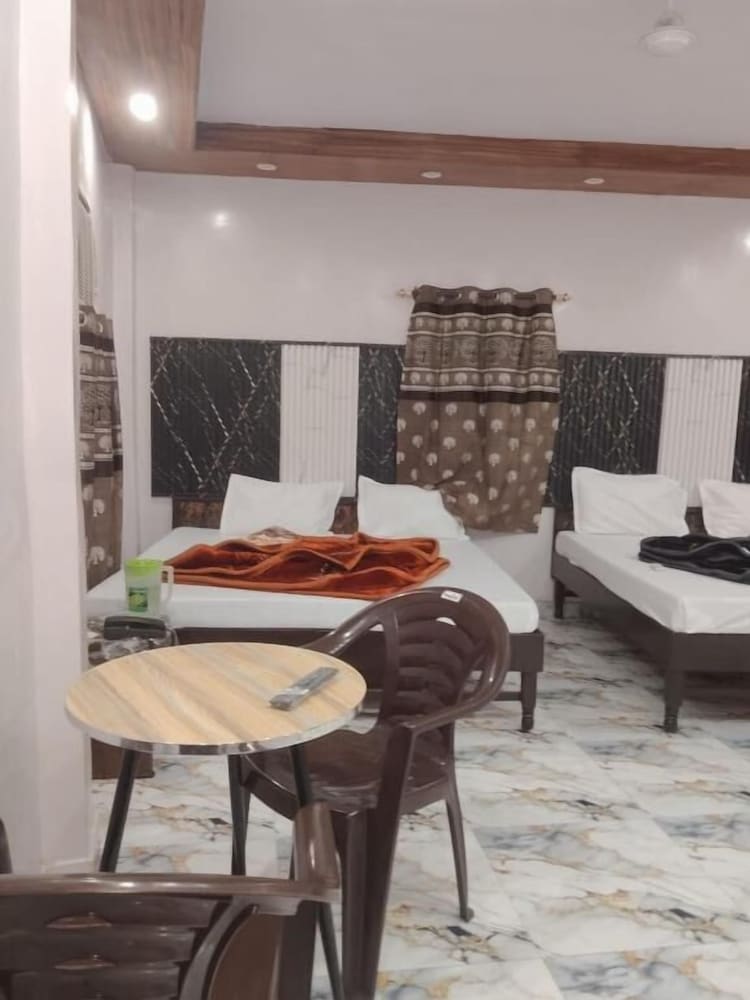 SHARDA INN