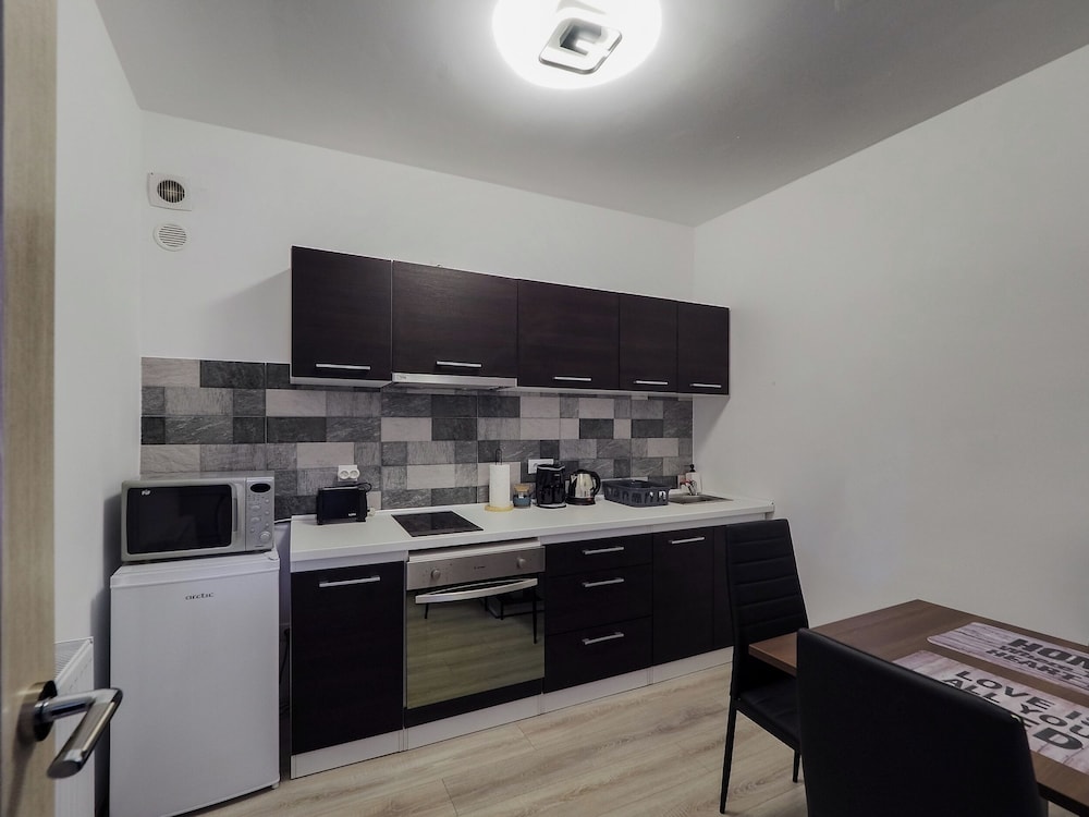 Ben Apartments