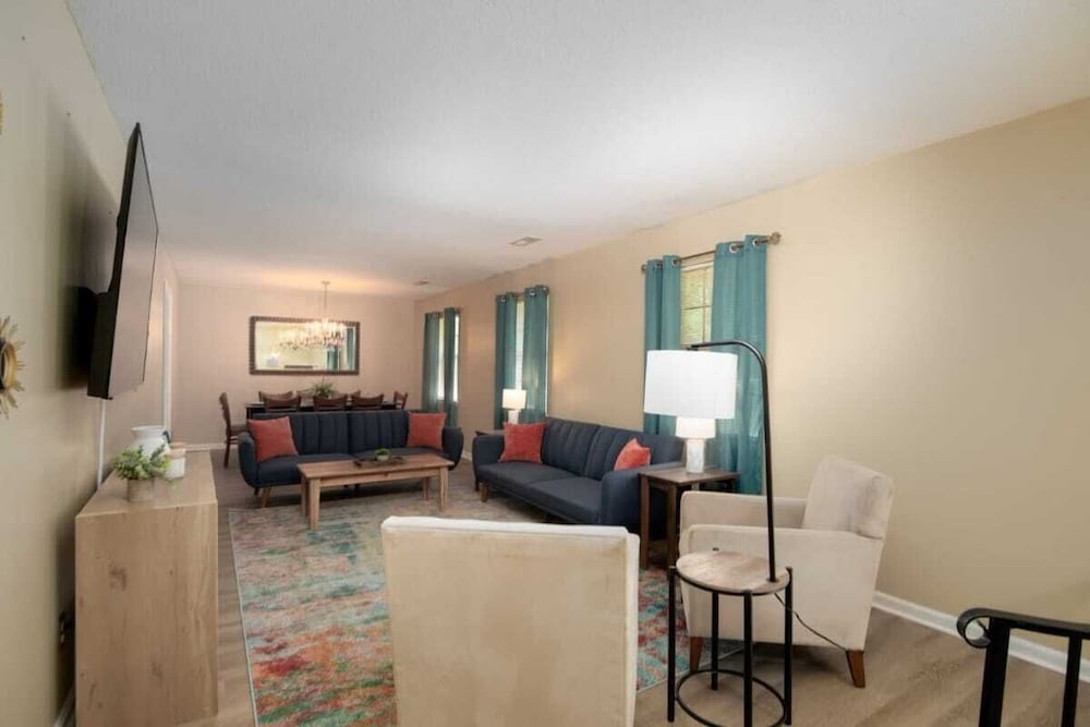 Monterey Drive Maison