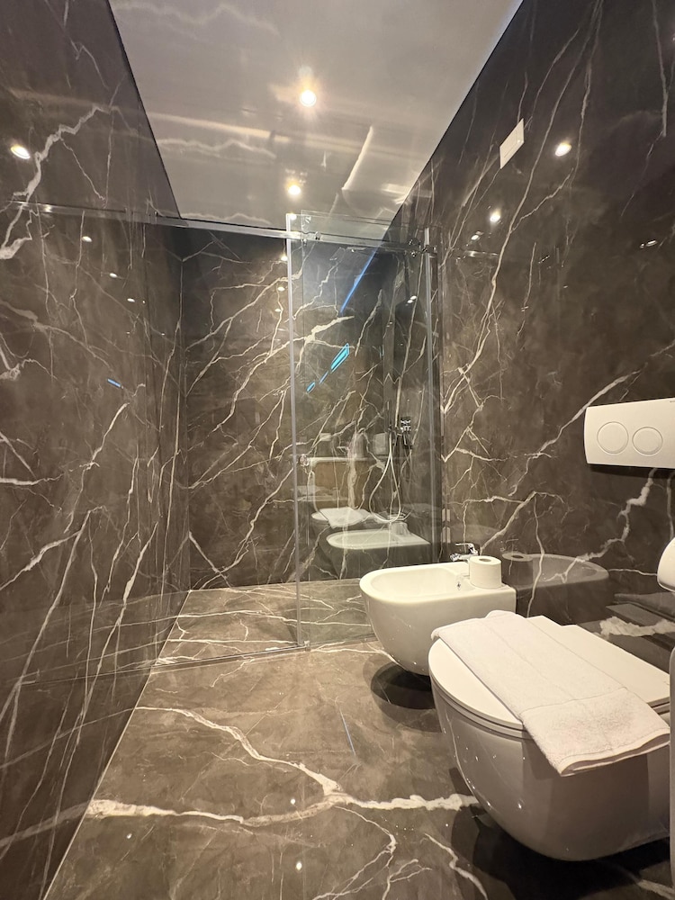 Blue Boutique Apartments 4