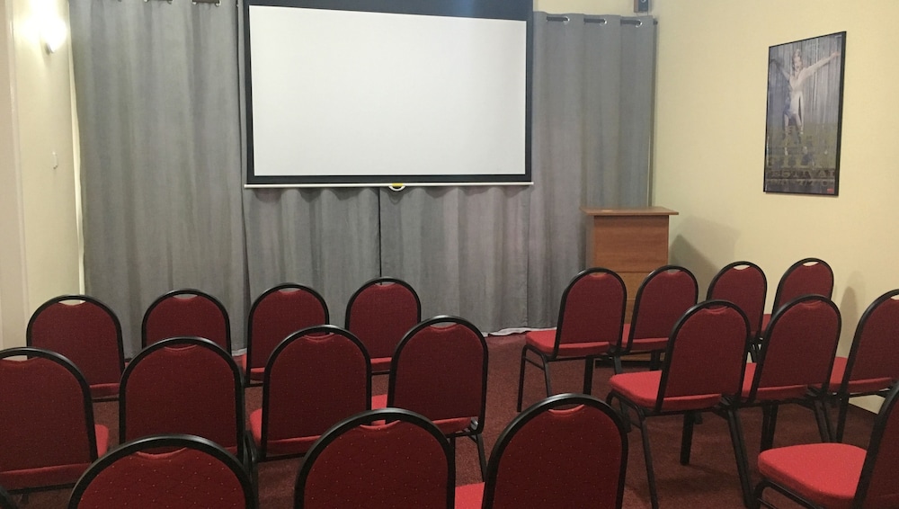 meeting & event spaces