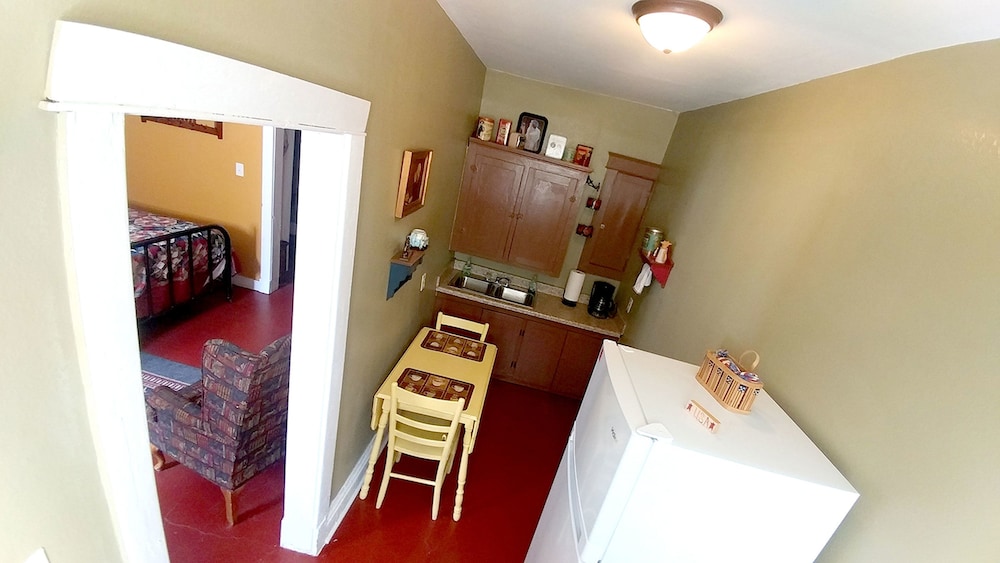 Historic Whiting Hotel Suites - Property Image 24