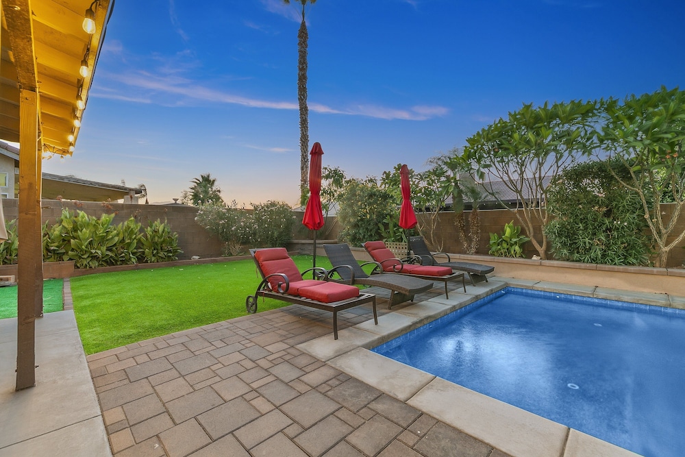 Desert Oasis Retreat Palm Meadows Gem 3 Bedroom Home