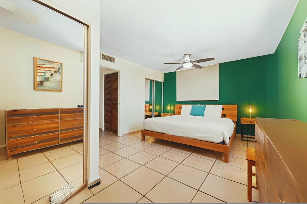 Otium Stay Steps From the Beach City Views Pet Friendly