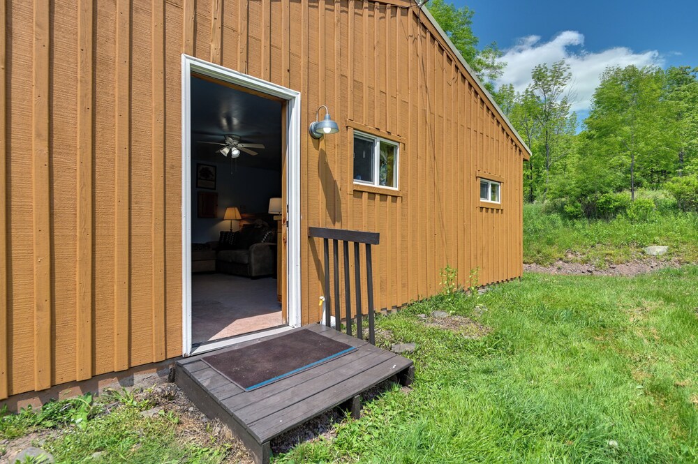 Cozy Catskills Studio Rental w/ Mountain Views!