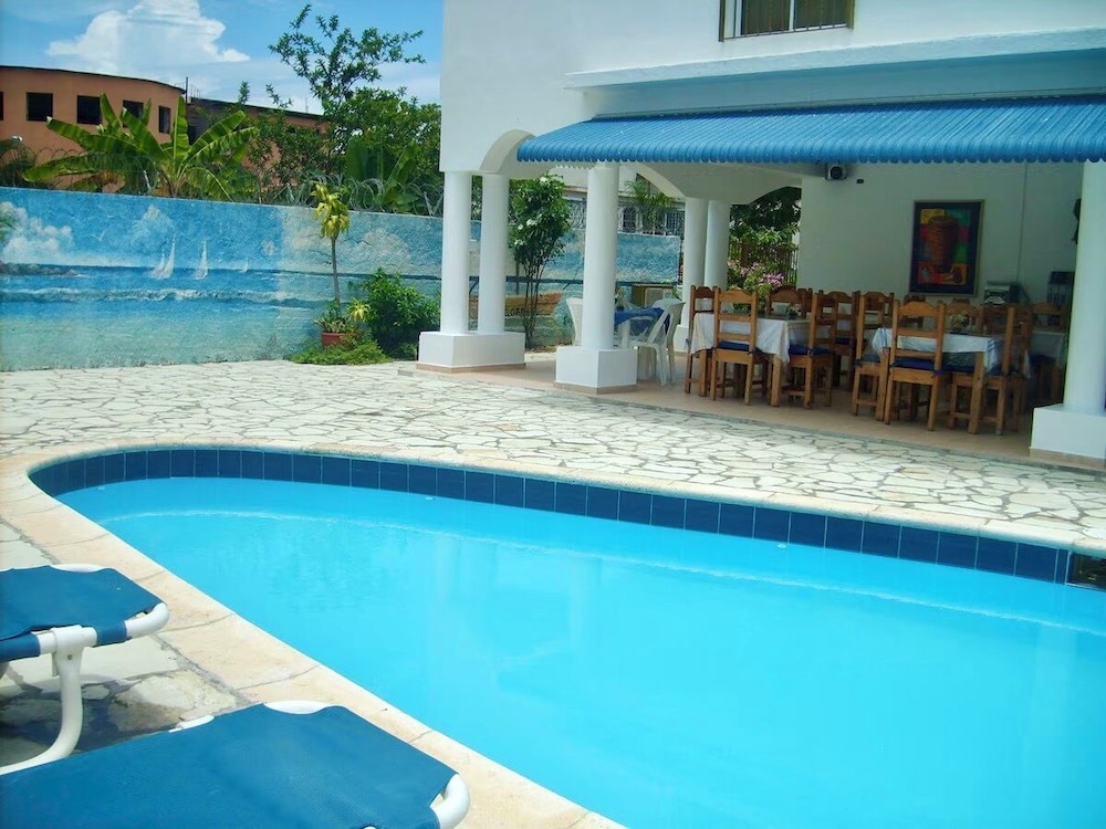 Hotel Angel Gabriel - Image 1