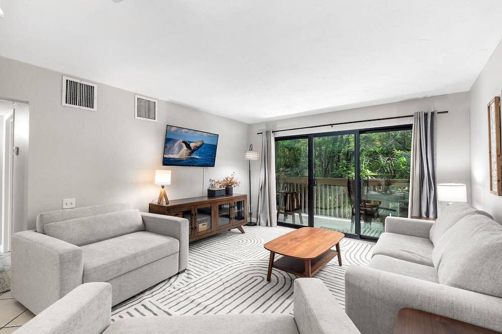 Royal Kahili B204 2 Bedroom Condo