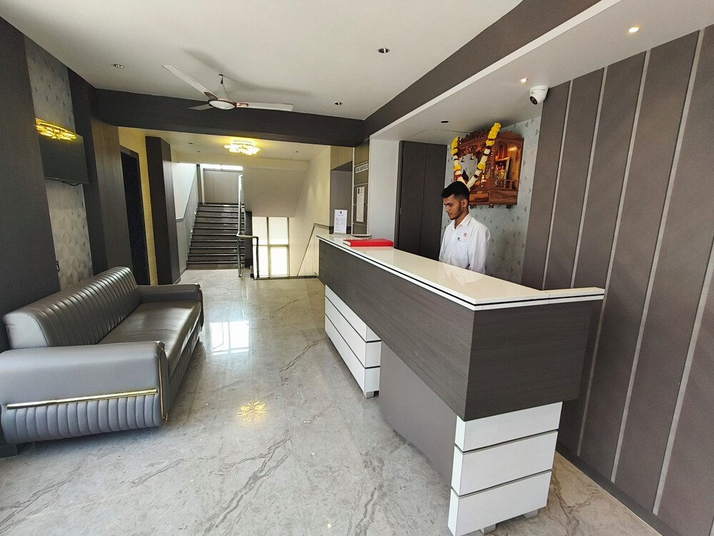 Hotel Nakshatra Residency