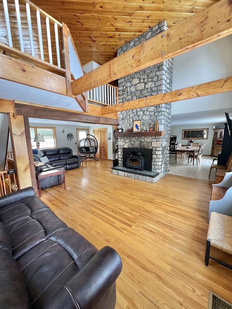 Loons View Limit 20 5 Bedroom Home