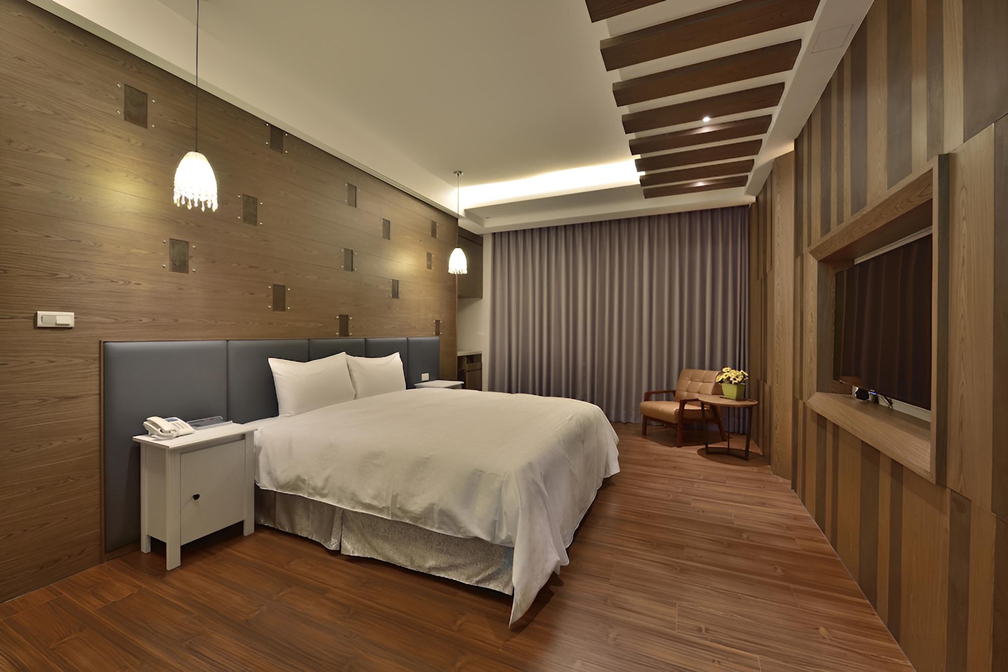 iHotel