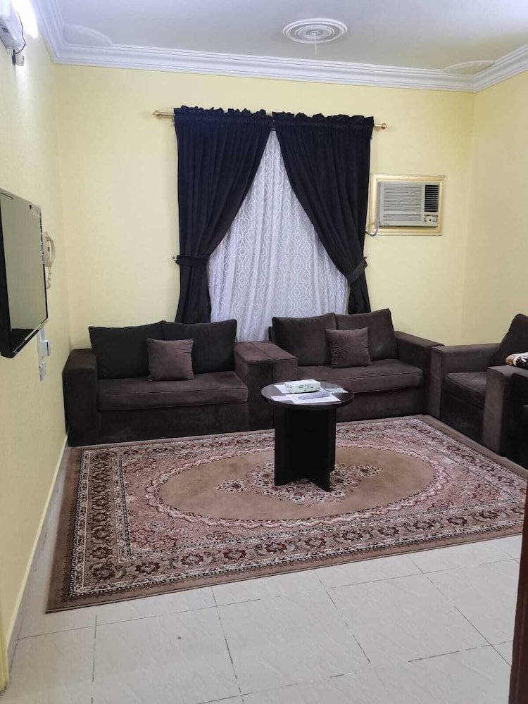 Al Eairy Furnished Apt Al Madinah 3