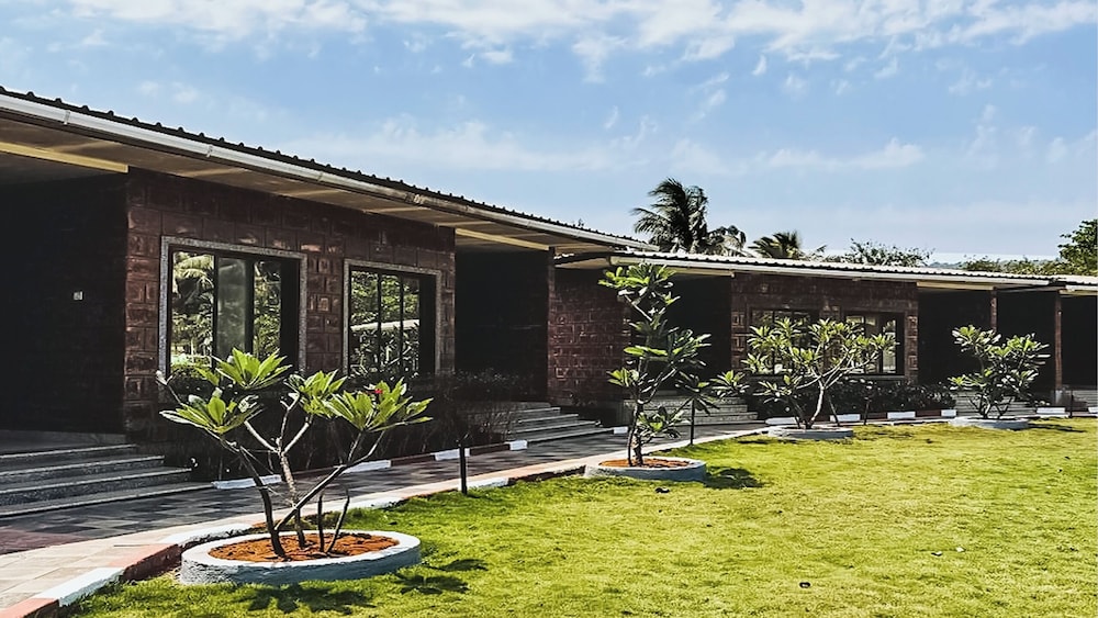 Discover Resorts Pali
