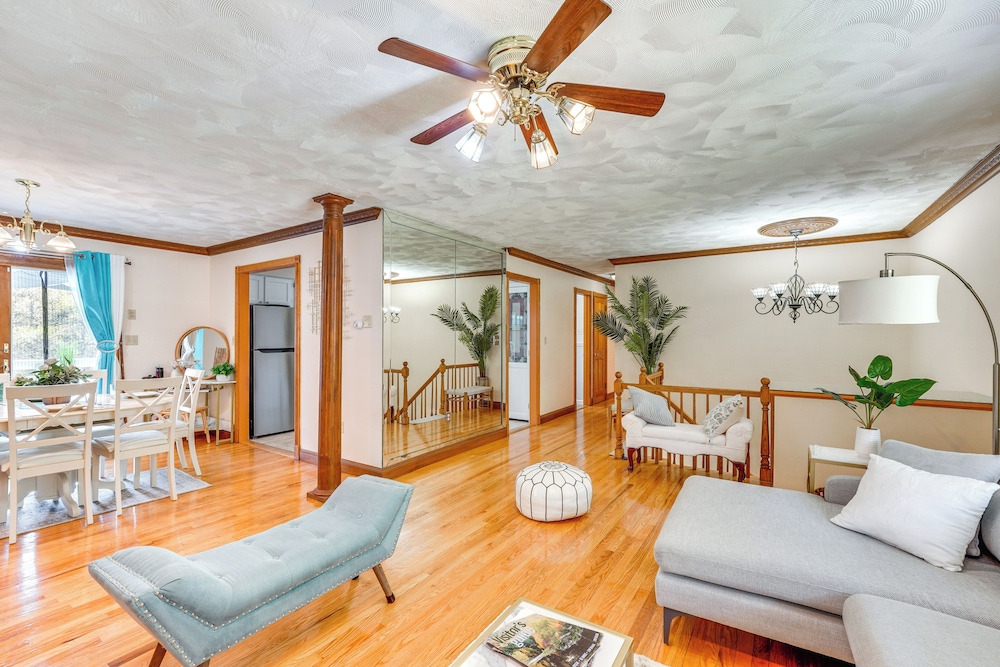 Peaceful 1-acre Parksville Home: Large Deck & Yard