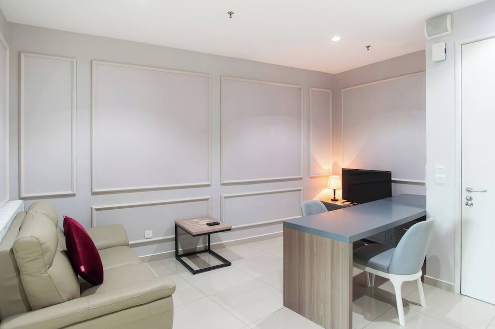 ICity Luxury Condo by Smarthome