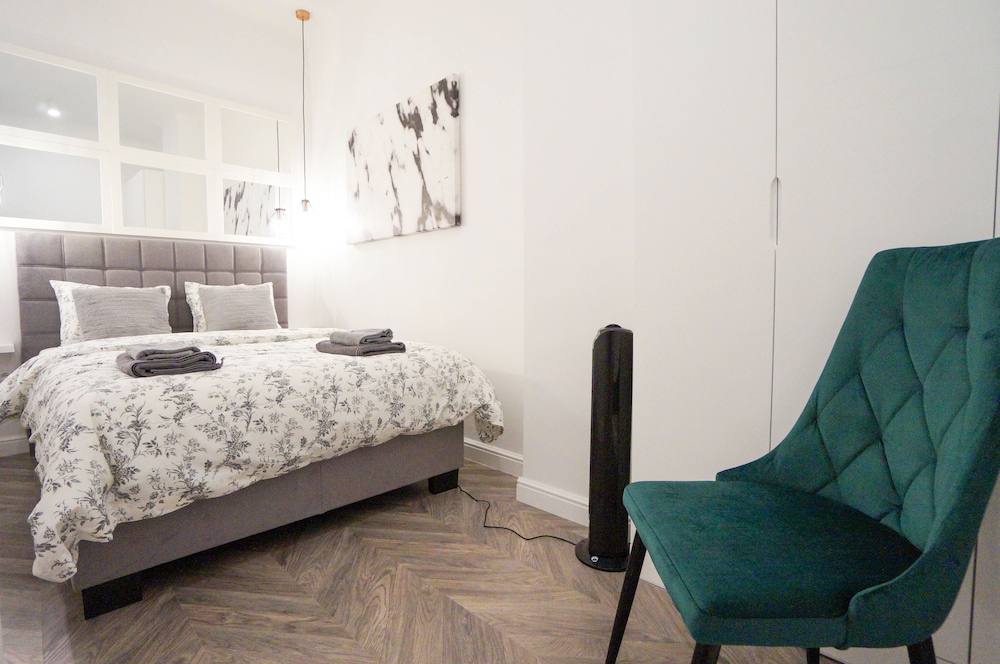 AAA STAY Premium Apartments Old Town