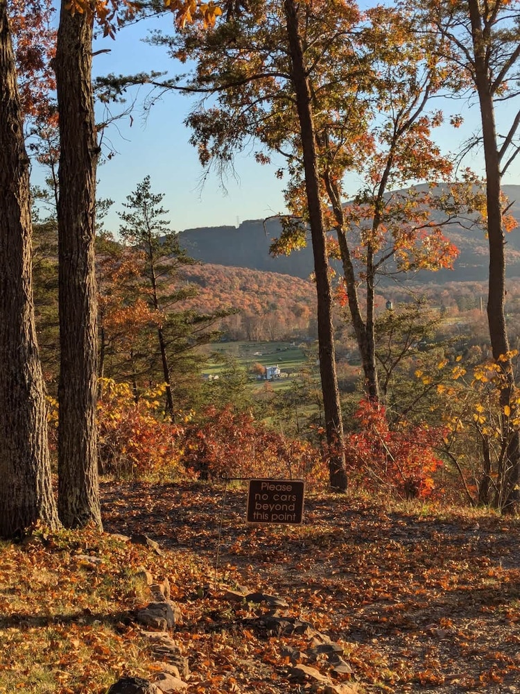 Shenandoah Retreat - Family Home