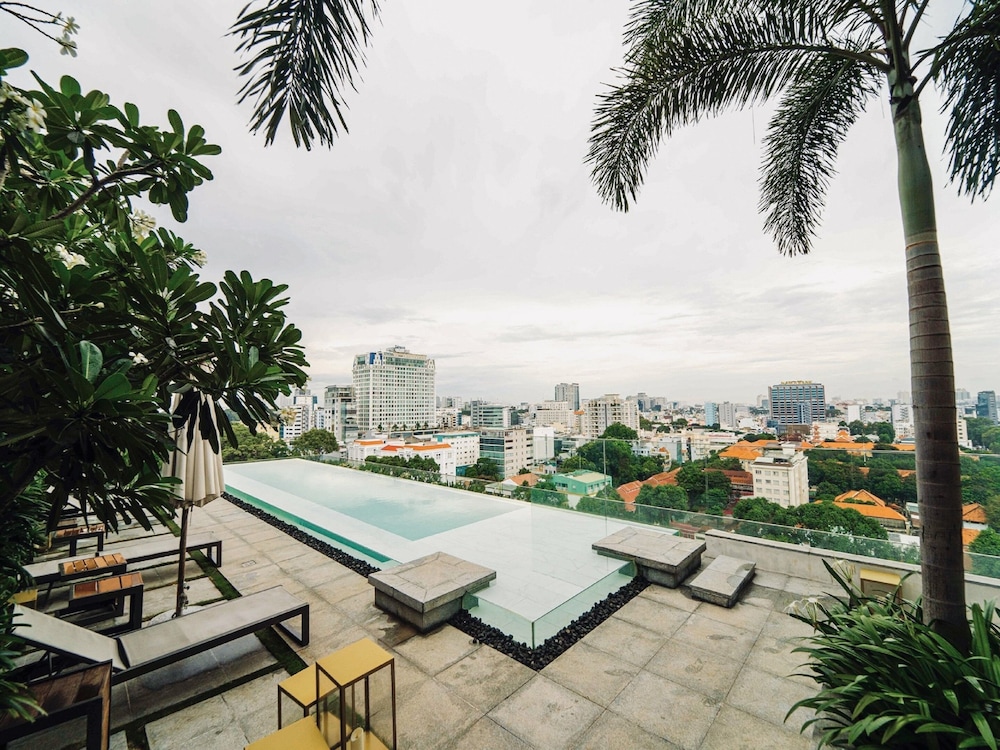 Serenity Luxury Private Pool Villas - Free One Way Airport Shuttle