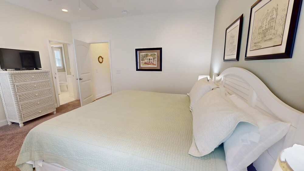 Serendipity by Tybee Vacation Rentals