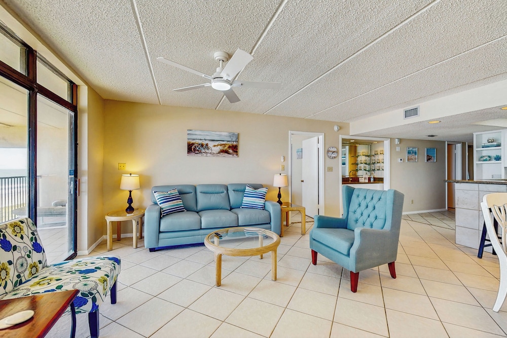3BR Condo - 10th Floor w/ Amazing View & Amenities