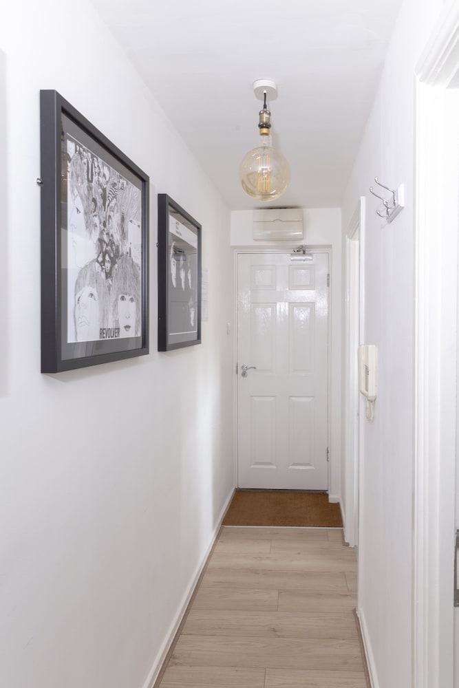River Court Apartments LETS