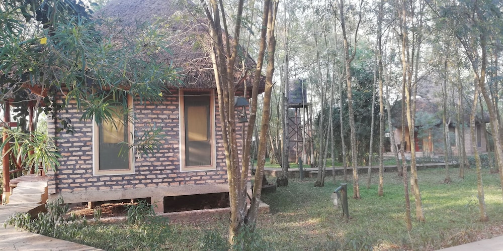 Irungu Forest Safari Lodge