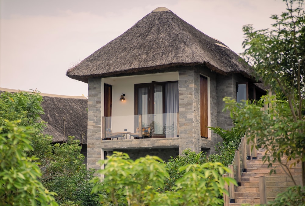Tabebuia Spa & Safari Resort